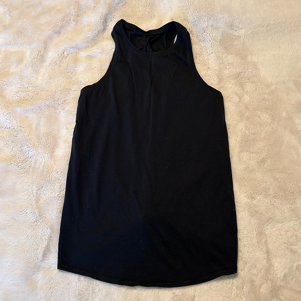 Open back Lululemon tank